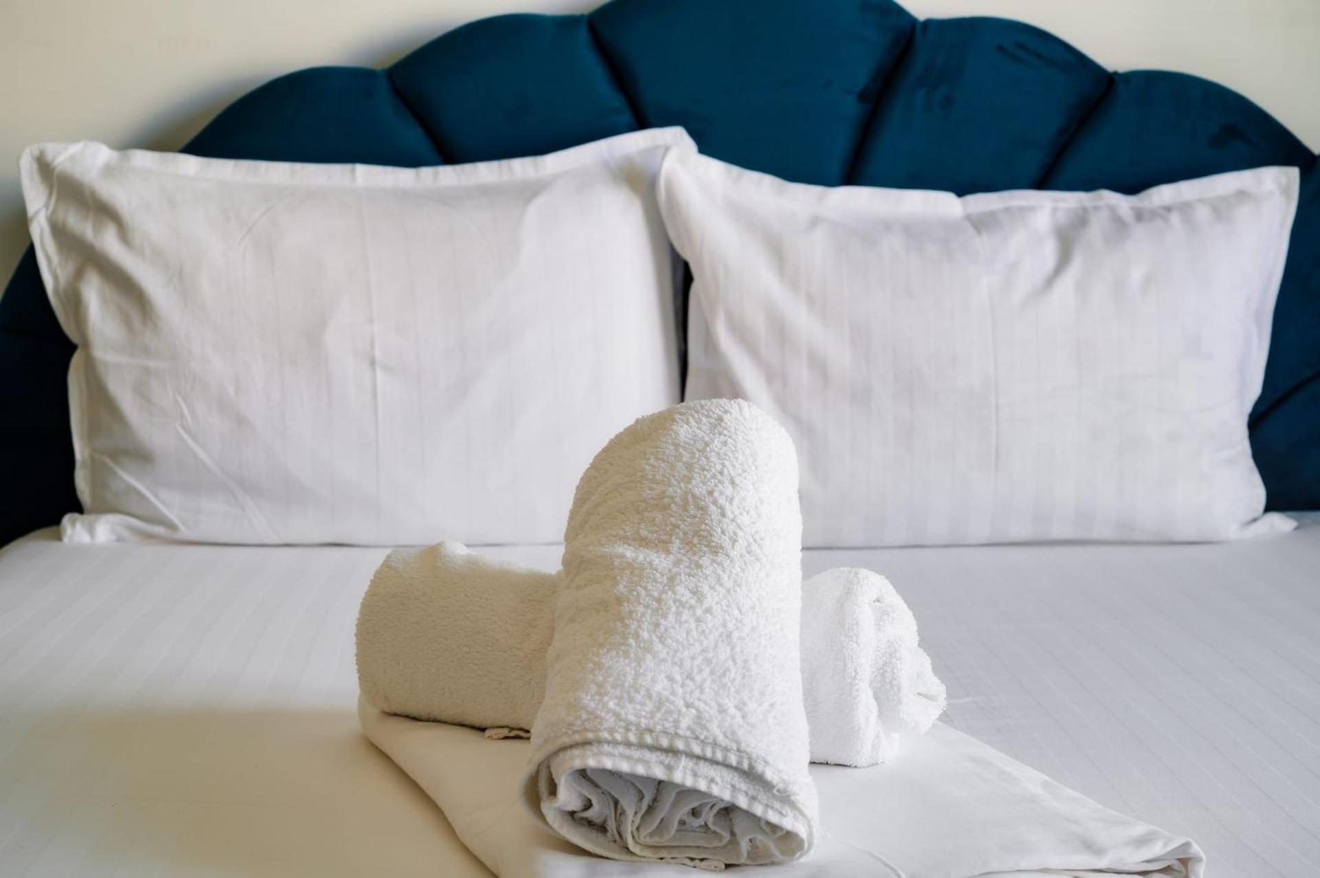 Luxury Suite Alezzi Beach Apartment Piscina Incalzita Sauna Jacuzzi Parking Navodari Luaran gambar