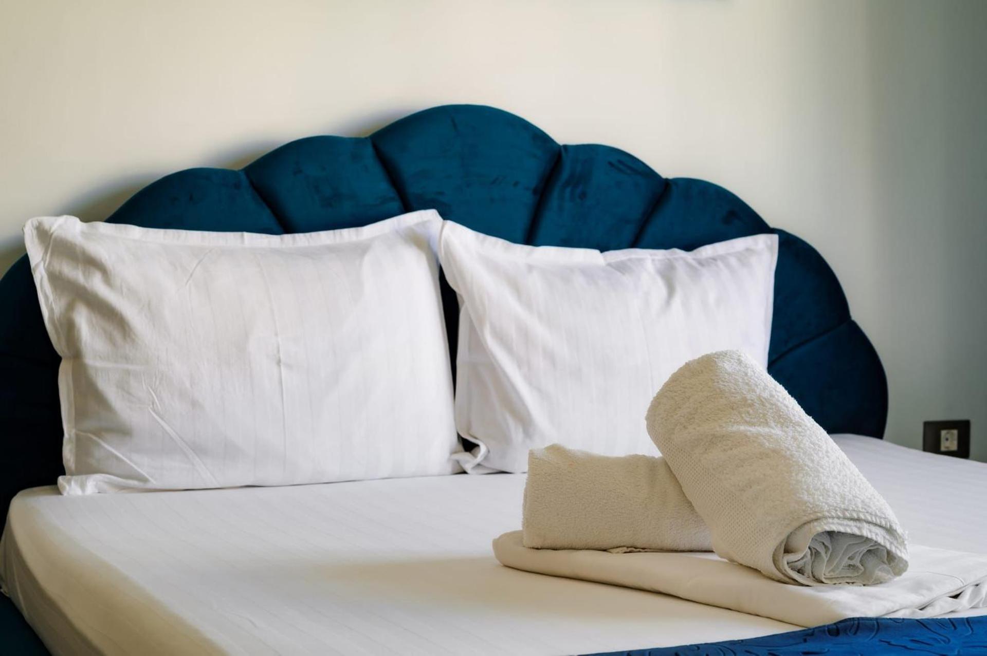 Luxury Suite Alezzi Beach Apartment Piscina Incalzita Sauna Jacuzzi Parking Navodari Luaran gambar