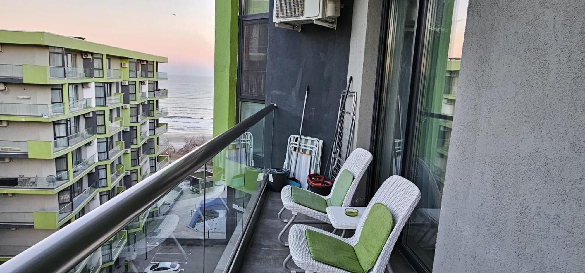 Luxury Suite Alezzi Beach Apartment Piscina Incalzita Sauna Jacuzzi Parking Navodari Luaran gambar